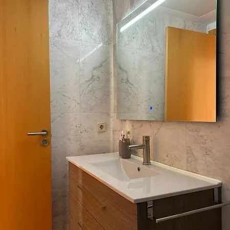 דירה Apartamento *
